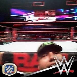 Meet your Posher, Derek